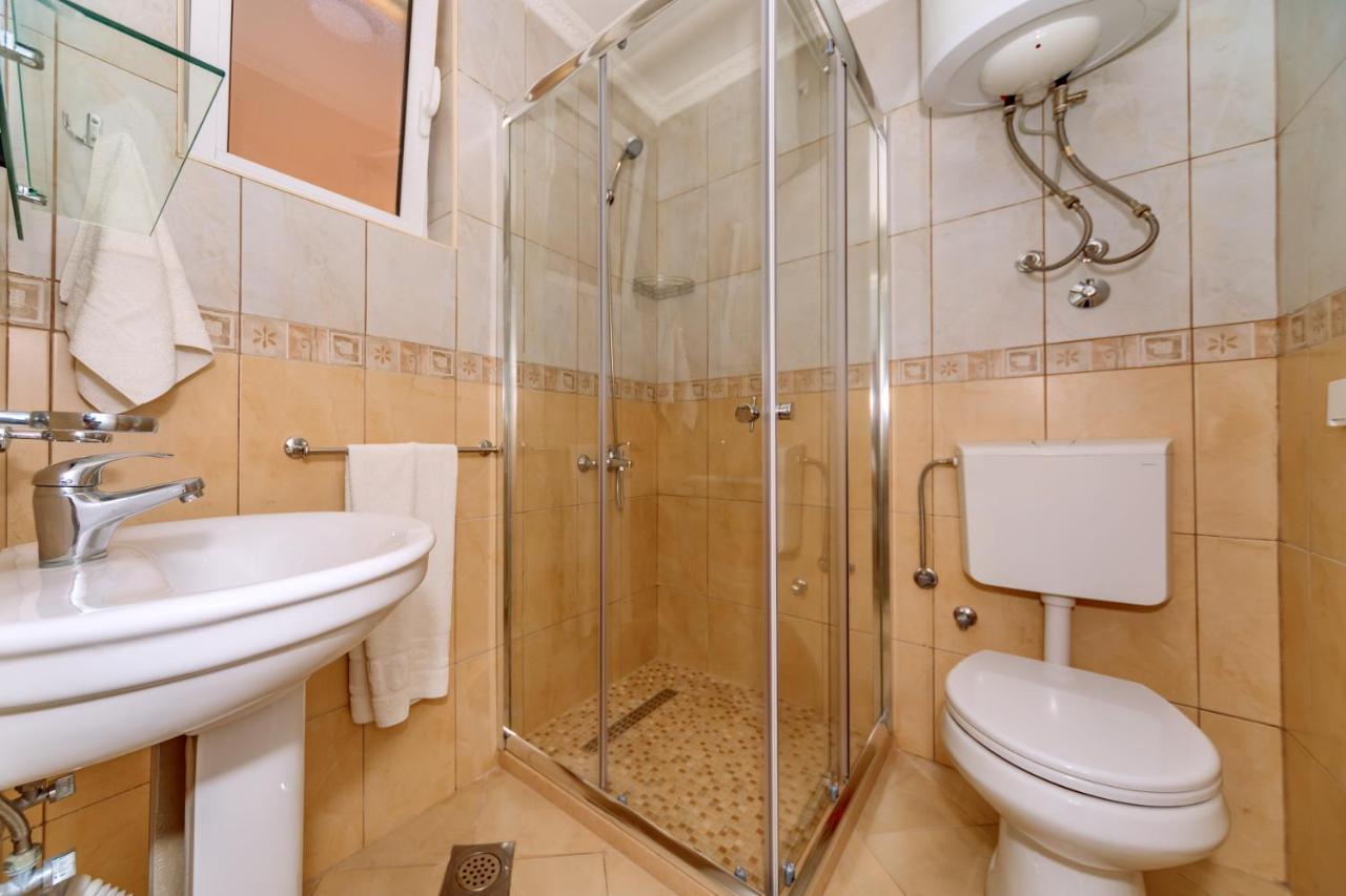 Ani Apartmani Dobra Voda Exteriér fotografie