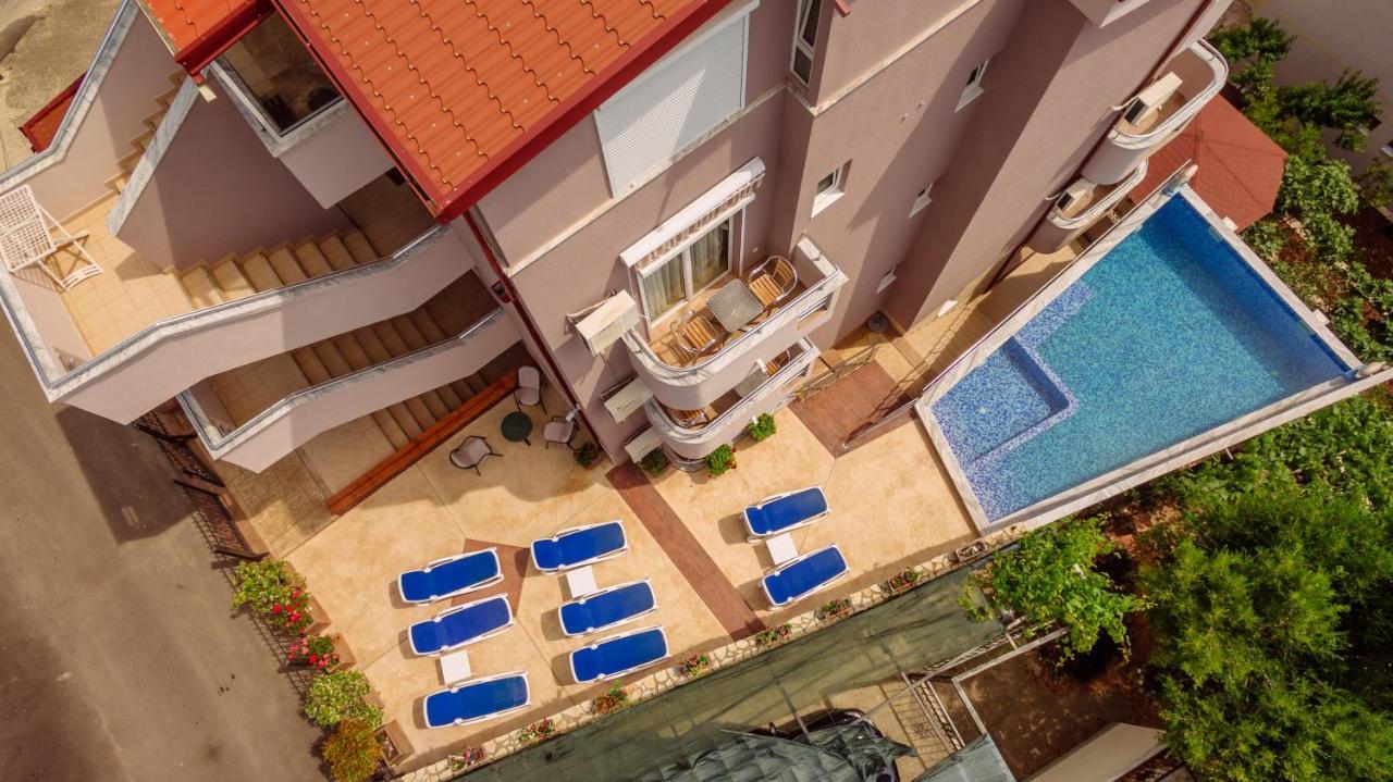 Ani Apartmani Dobra Voda Exteriér fotografie